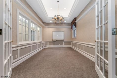 16 Harrison Street Clinton NJ 08809