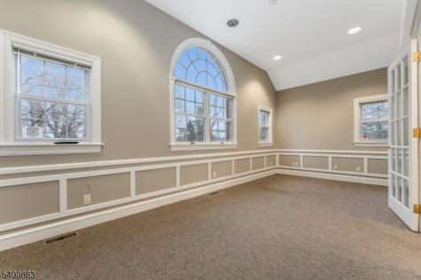 16 Harrison Street Clinton NJ 08809