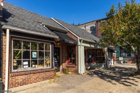 18 Main Street Clinton NJ 08809