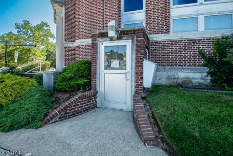 213 Chestnut Street Nutley NJ 07110