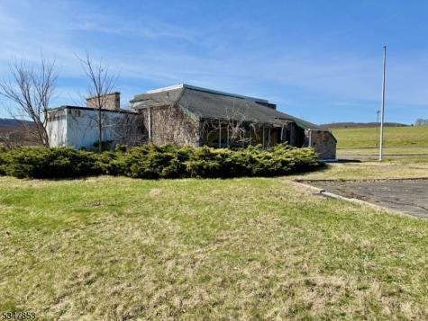 220 Main Stret Glen Gardner NJ 08826