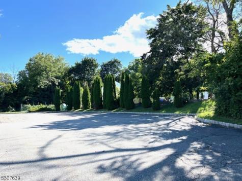 165 State Route 23 Franklin NJ 07416