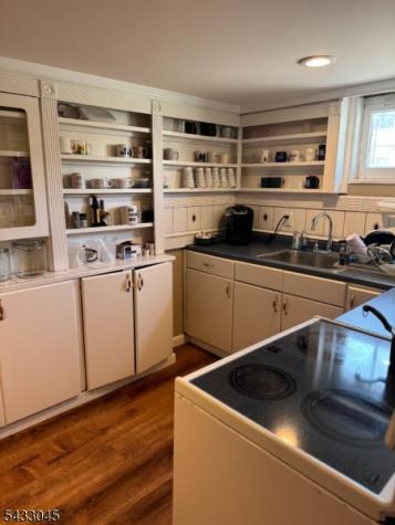 104 S Livingston Avenue Livingston NJ 07039