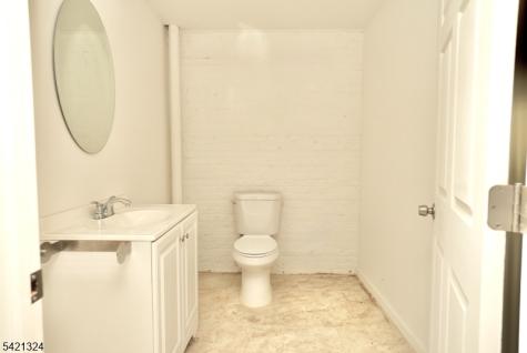 59 N 14th Street East Orange NJ 07017