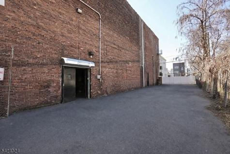 59 N 14th Street East Orange NJ 07017