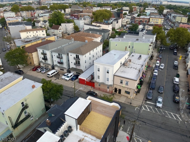 109 Fleming Avenue Newark NJ 07105