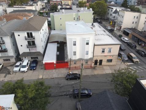 109 Fleming Avenue Newark NJ 07105