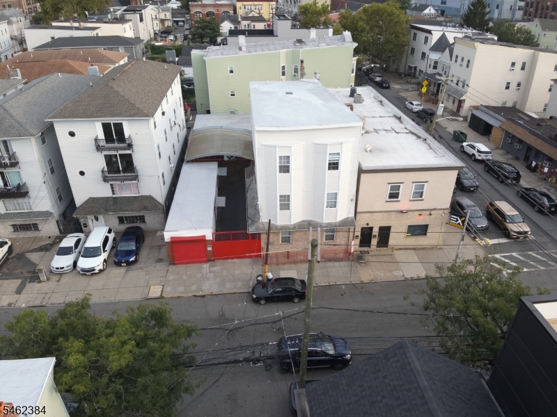 109 Fleming Avenue Newark NJ 07105
