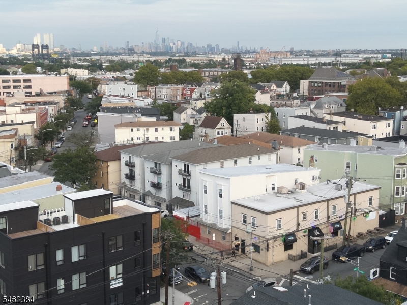 109 Fleming Avenue Newark NJ 07105