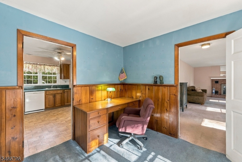 21 Chamberlain Road Jefferson NJ 07438