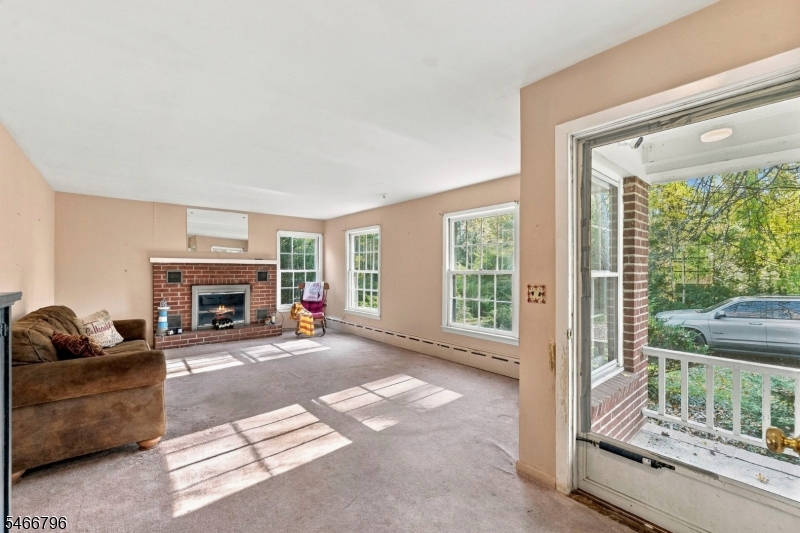 21 Chamberlain Road Jefferson NJ 07438