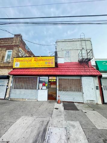 713 Frelinghuysen Avenue Newark NJ 07114
