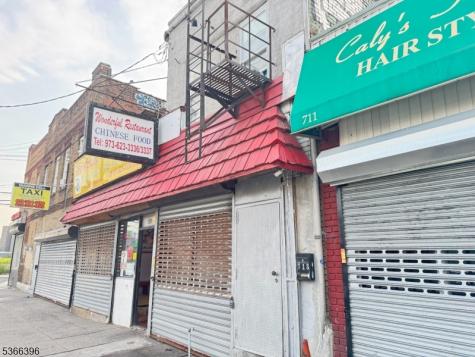 713 Frelinghuysen Avenue Newark NJ 07114