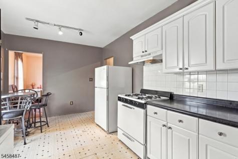 452 North Avenue Elizabeth NJ 07208