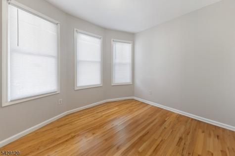 9 Sanford Place Jersey City NJ 07307