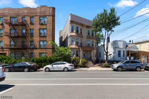 9 Sanford Place Jersey City NJ 07307