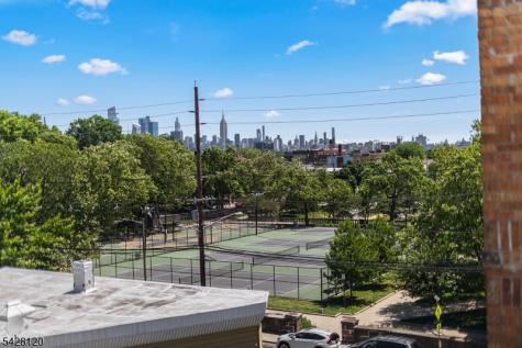 9 Sanford Place Jersey City NJ 07307
