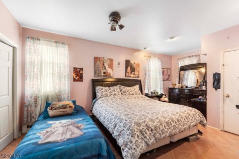 386 E Westfield Avenue Roselle Park NJ 07204