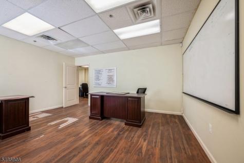 674 ROUTE202206 Bridgewater NJ 08807