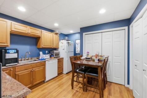 29 Trinity Street Newton NJ 07860