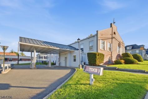 29 Trinity Street Newton NJ 07860