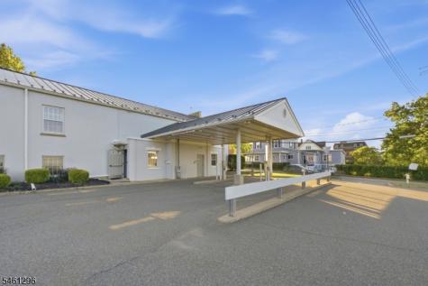29 Trinity Street Newton NJ 07860
