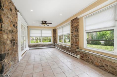 901 N Washington Avenue Green Brook NJ 08812