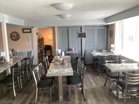 181 RT23 Hamburg NJ 07419