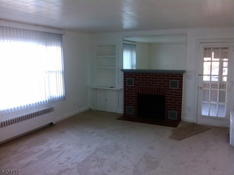 181 RT23 Hamburg NJ 07419
