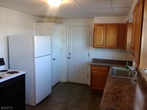 181 RT23 Hamburg NJ 07419