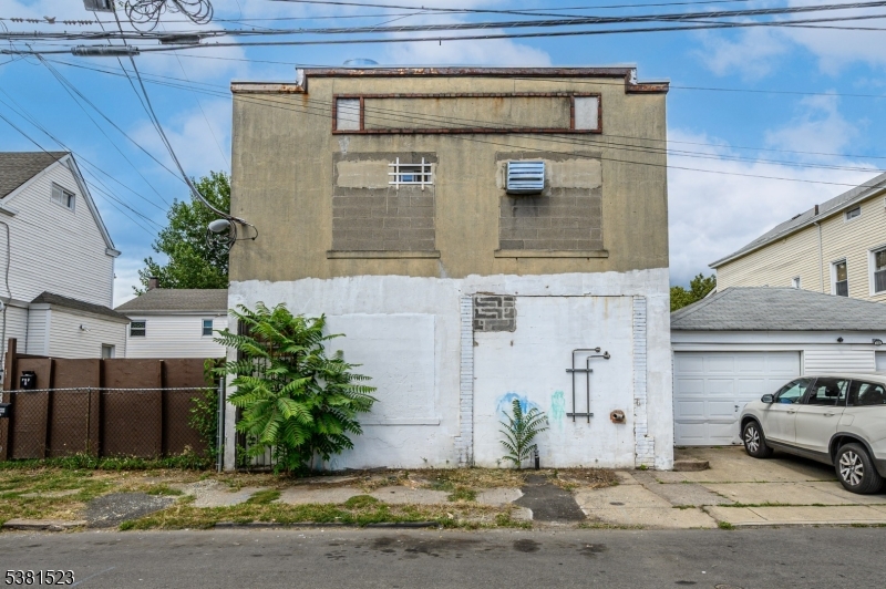 172 Lyon Street Paterson NJ 07524