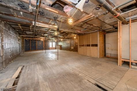172 Lyon Street Paterson NJ 07524