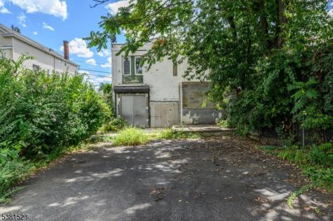 172 Lyon Street Paterson NJ 07524