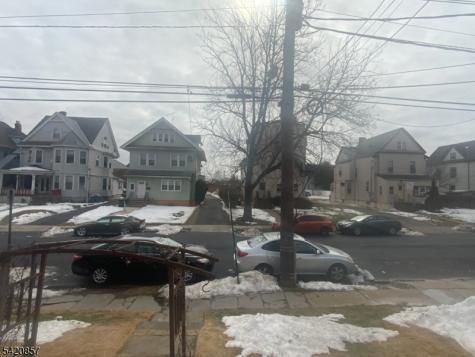 130 Murray Elizabeth NJ 07202