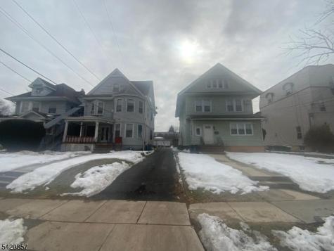130 Murray Elizabeth NJ 07202
