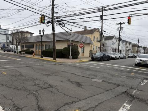 349 John Street East Newark NJ 07029