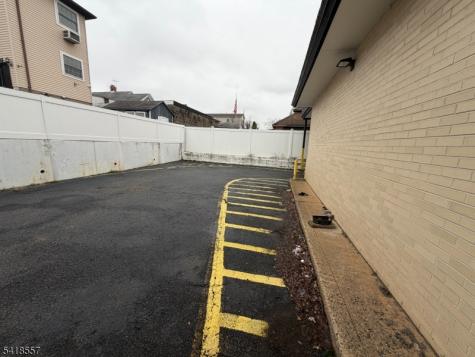 349 John Street East Newark NJ 07029