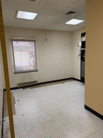 349 John Street East Newark NJ 07029