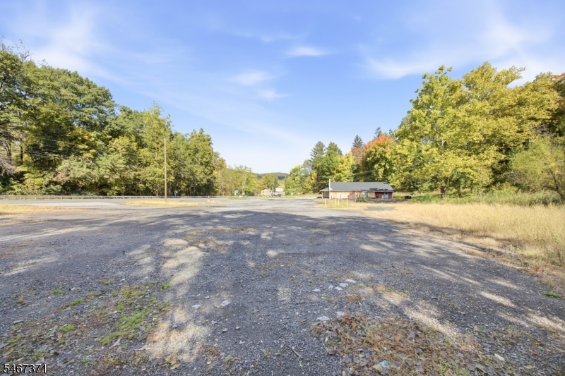 1878 ROUTE31 Clinton NJ 08809