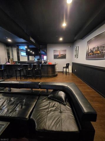 415 Halsey Street Newark NJ 07102