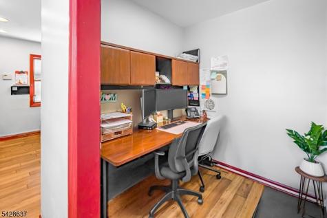 582 Franklin Avenue Nutley NJ 07110