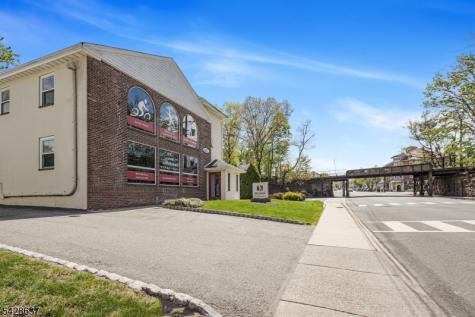 582 Franklin Avenue Nutley NJ 07110