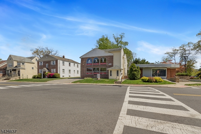 582 Franklin Avenue Nutley NJ 07110