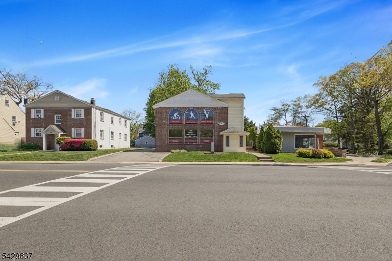 582 Franklin Avenue Nutley NJ 07110