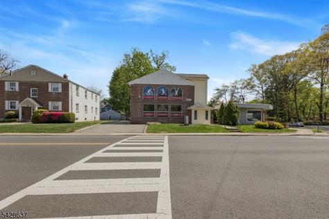 582 Franklin Avenue Nutley NJ 07110