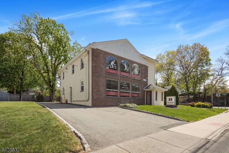 582 Franklin Avenue Nutley NJ 07110