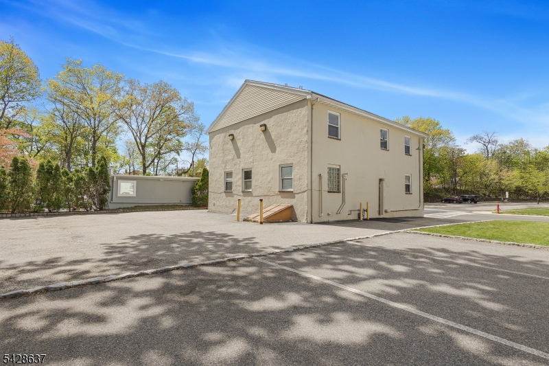 582 Franklin Avenue Nutley NJ 07110