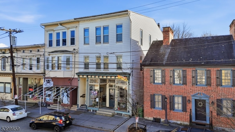 318 Front Street Belvidere NJ 07823