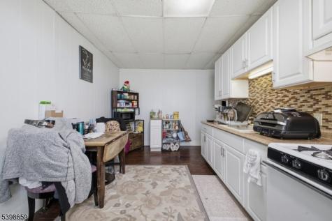 318 Front Street Belvidere NJ 07823