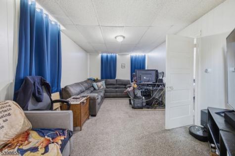 318 Front Street Belvidere NJ 07823